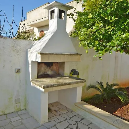 Puce Corsano (Apulia)